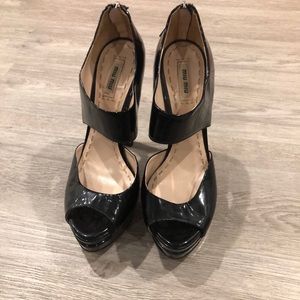 MIU MIU PEEP TOE PATENT LEATHER HEELS